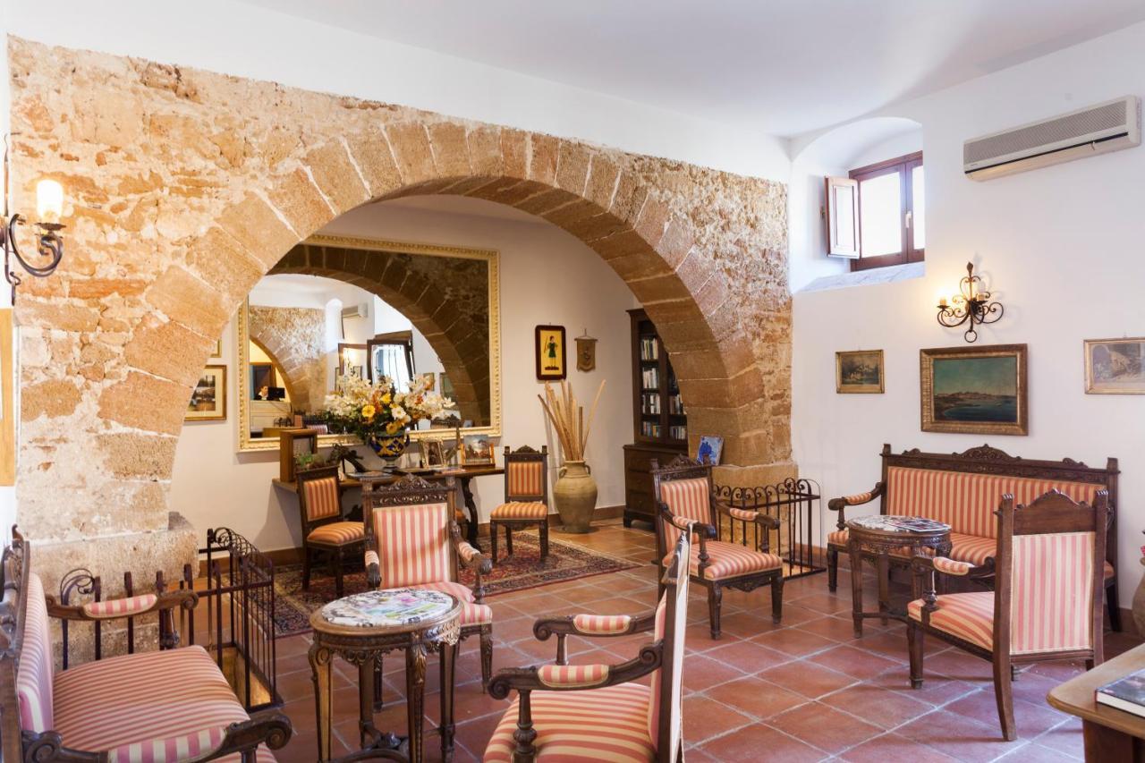 Hotel Villa Favorita Noto Exterior foto